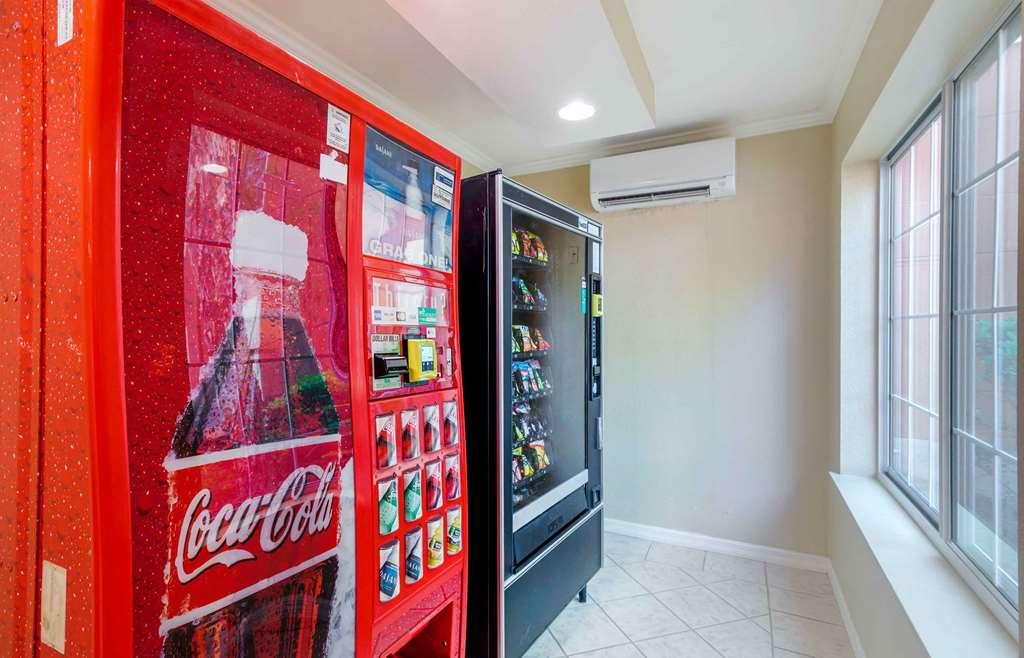 Extended Stay America Suites - Atlanta - Marietta - Powers Ferry Rd Санди-Спрингс Удобства фото